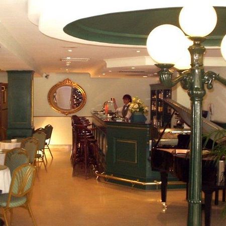 The Crown Hotel Buġibba Εξωτερικό φωτογραφία