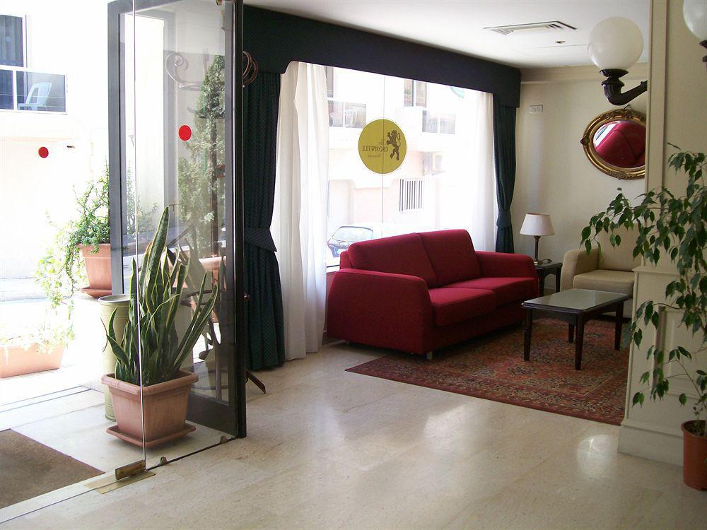 The Crown Hotel Buġibba Εξωτερικό φωτογραφία